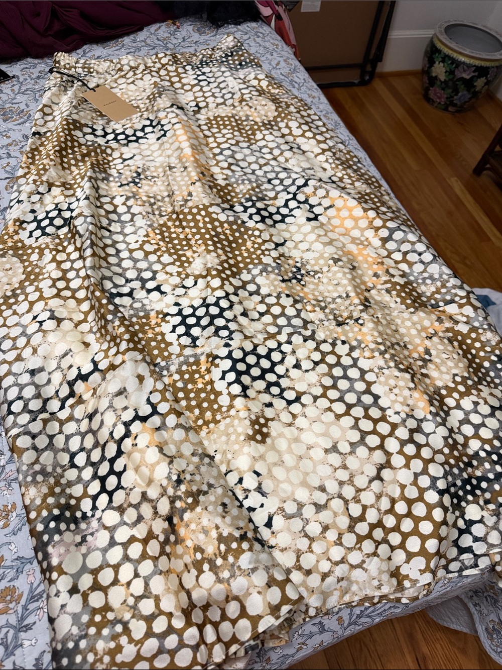 Halogen Printed Midi Skirt in Cream, Gold & Black